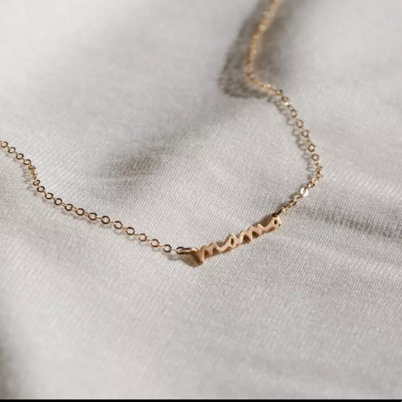 LAST ONE Dainty 925 Sterling Silver Mama Necklace - Picture 5 of 5